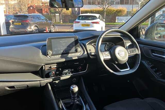 Nissan Qashqai 1.3 DiG-T MH Acenta Premium 5dr