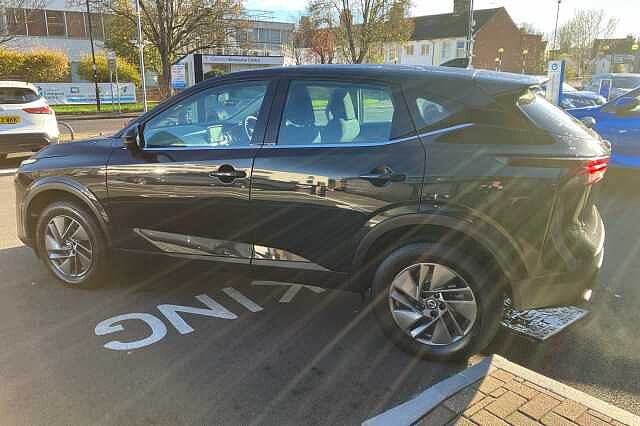 Nissan Qashqai 1.3 DiG-T MH Acenta Premium 5dr