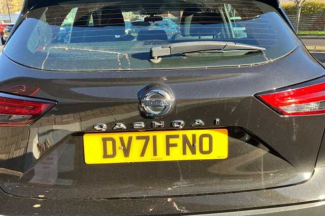 Nissan Qashqai 1.3 DiG-T MH Acenta Premium 5dr