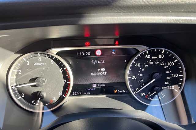 Nissan Qashqai 1.3 DiG-T MH Acenta Premium 5dr