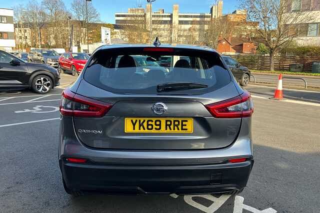 Nissan Qashqai 1.3 DiG-T 160 Acenta Premium 5dr