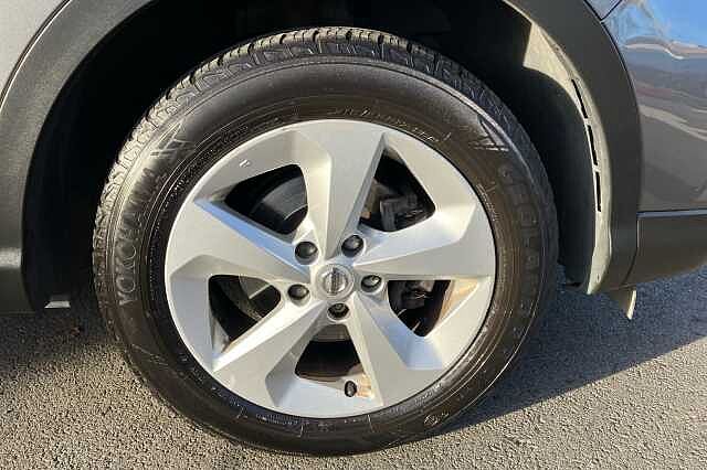 Nissan Qashqai 1.3 DiG-T 160 Acenta Premium 5dr