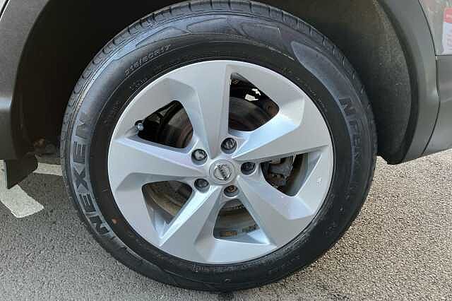 Nissan Qashqai 1.3 DiG-T 160 Acenta Premium 5dr