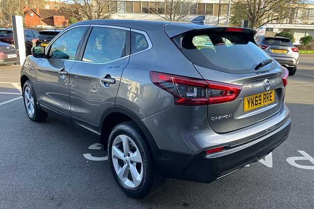 Nissan Qashqai 1.3 DiG-T 160 Acenta Premium 5dr