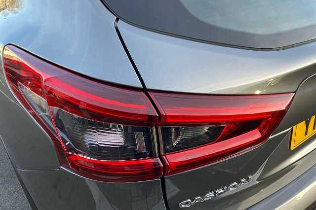 Nissan Qashqai 1.3 DiG-T 160 Acenta Premium 5dr