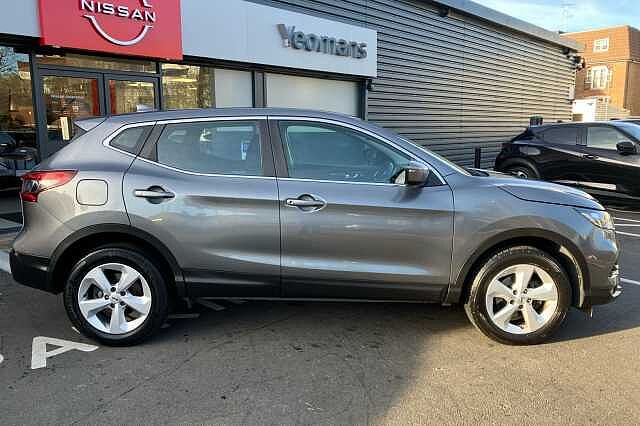 Nissan Qashqai 1.3 DiG-T 160 Acenta Premium 5dr