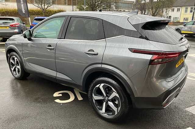 Nissan Qashqai 1.3 DiG-T MH N-Connecta 5dr