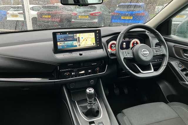 Nissan Qashqai 1.3 DiG-T MH N-Connecta 5dr