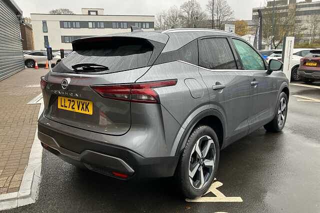 Nissan Qashqai 1.3 DiG-T MH N-Connecta 5dr