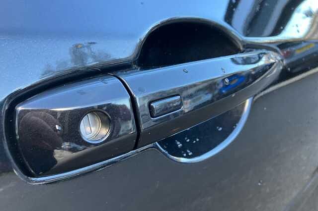 Nissan Juke 1.0 DiG-T 114 N-Connecta 5dr