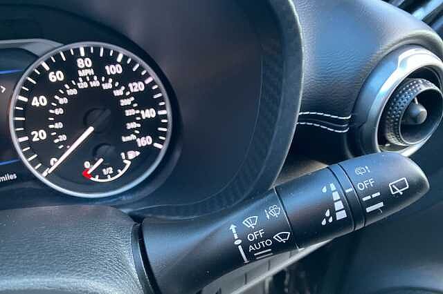 Nissan Juke 1.0 DiG-T 114 N-Connecta 5dr