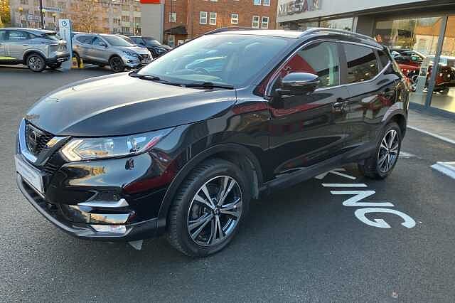 Nissan Qashqai 1.2 DiG-T N-Connecta 5dr