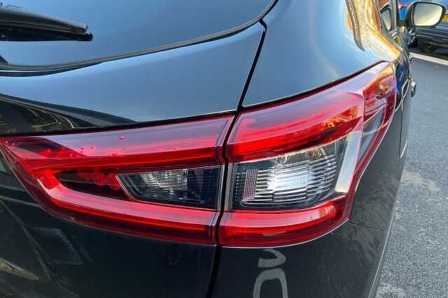 Nissan Qashqai 1.2 DiG-T N-Connecta 5dr