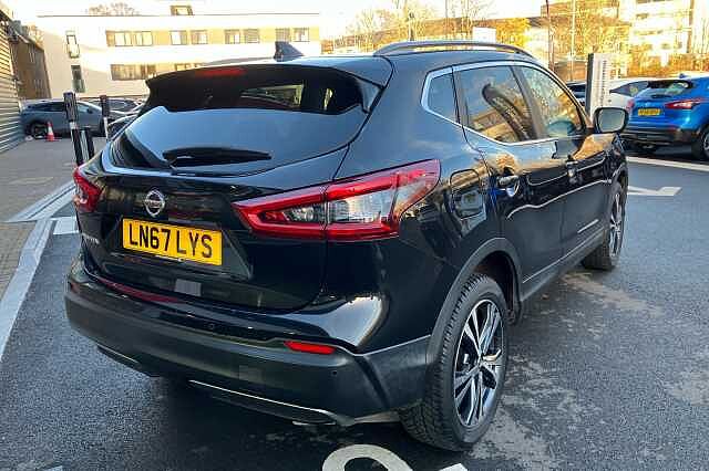 Nissan Qashqai 1.2 DiG-T N-Connecta 5dr