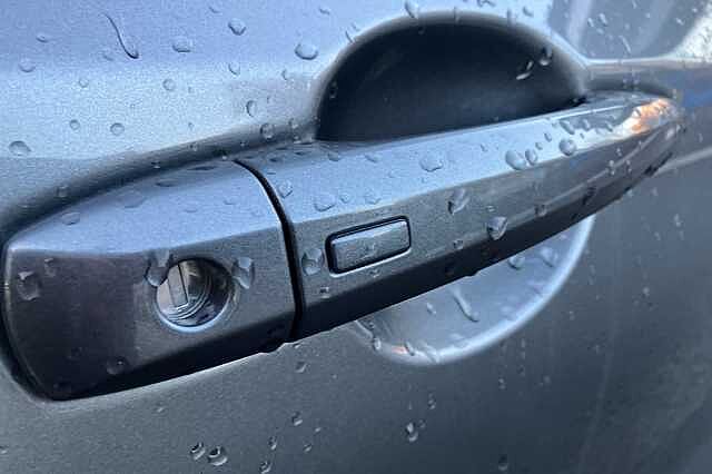 Nissan Juke 1.0 DiG-T 114 N-Connecta 5dr