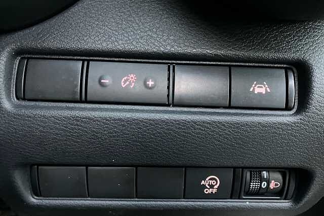 Nissan Juke 1.0 DiG-T 114 N-Connecta 5dr