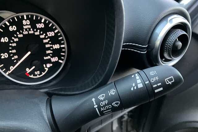 Nissan Juke 1.0 DiG-T 114 N-Connecta 5dr