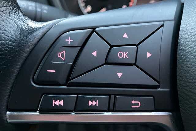 Nissan Juke 1.0 DiG-T 114 N-Connecta 5dr