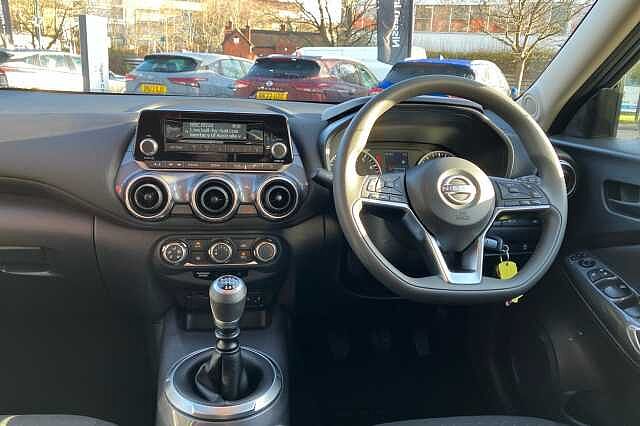 Nissan Juke 1.0 DiG-T 114 Visia 5dr