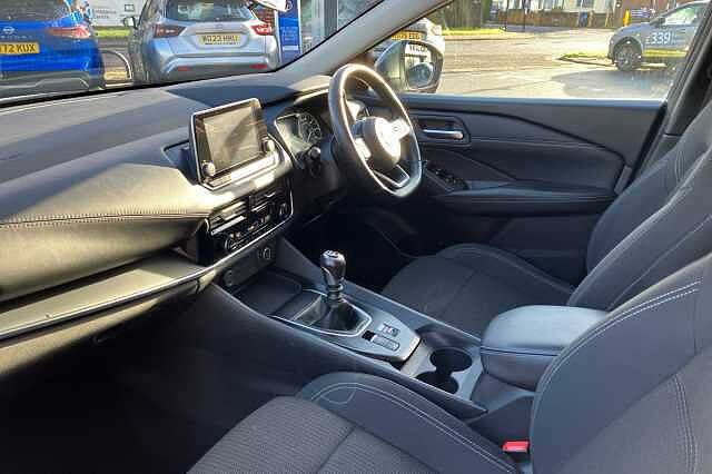 Nissan Qashqai 1.3 DiG-T MH Acenta Premium 5dr