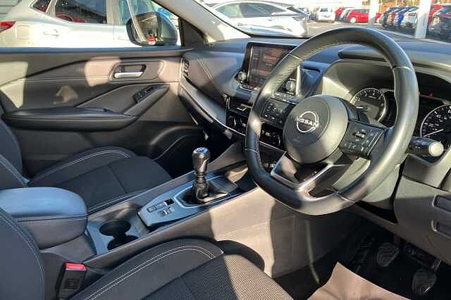 Nissan Qashqai 1.3 DiG-T MH Acenta Premium 5dr