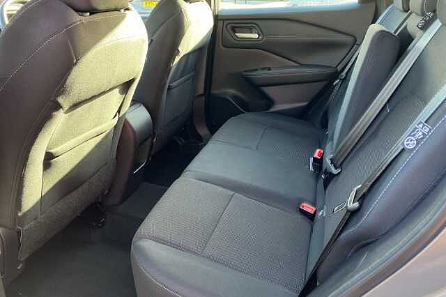 Nissan Qashqai 1.3 DiG-T MH Acenta Premium 5dr