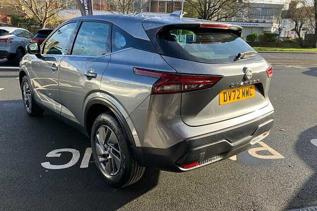 Nissan Qashqai 1.3 DiG-T MH Acenta Premium 5dr