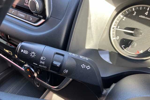 Nissan Qashqai 1.3 DiG-T MH Acenta Premium 5dr