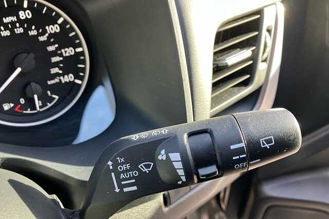 Nissan Qashqai 1.3 DiG-T MH Acenta Premium 5dr