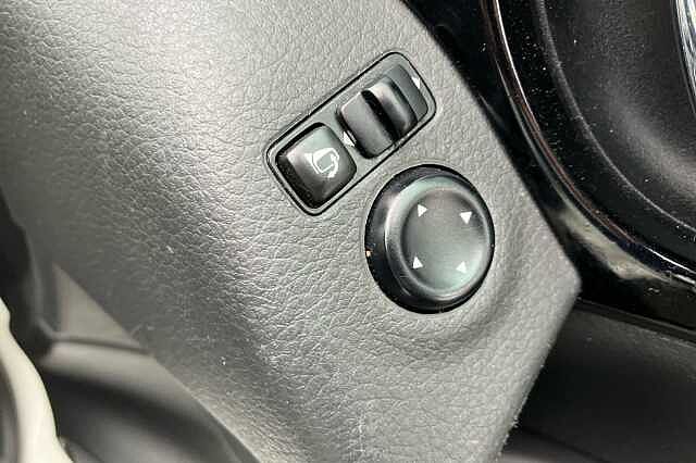 Nissan Qashqai 1.3 DiG-T 160 [157] Acenta Premium 5dr DCT