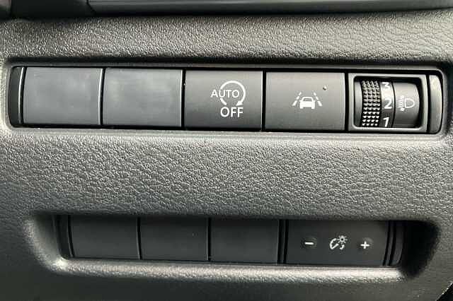 Nissan Qashqai 1.3 DiG-T MH Visia 5dr