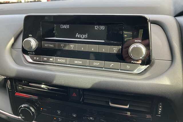 Nissan Qashqai 1.3 DiG-T MH Visia 5dr