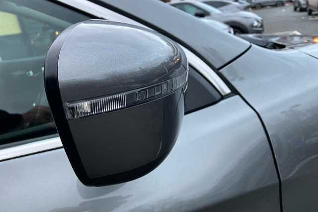 Nissan Qashqai 1.3 DiG-T Acenta Premium 5dr