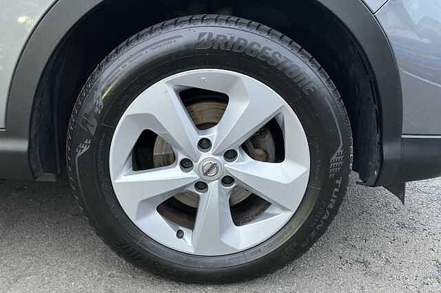 Nissan Qashqai 1.3 DiG-T Acenta Premium 5dr