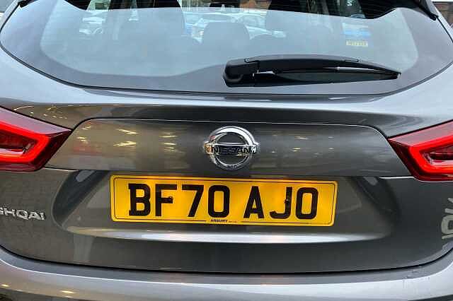 Nissan Qashqai 1.3 DiG-T Acenta Premium 5dr