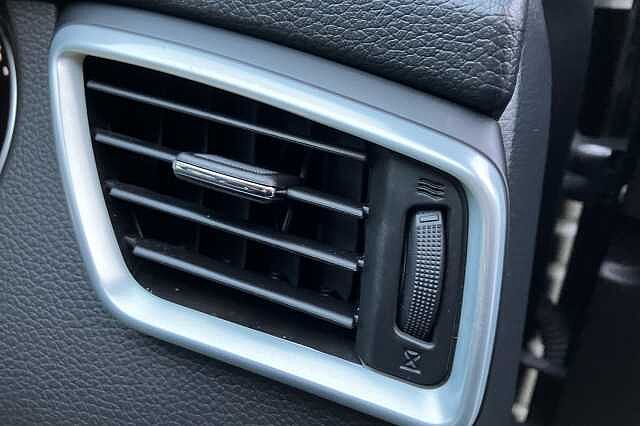 Nissan Qashqai 1.3 DiG-T Acenta Premium 5dr